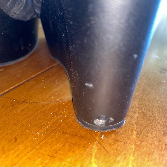 Cut out platform black wedges. Easy to walk in. Comfy. - Picture 9 of 9